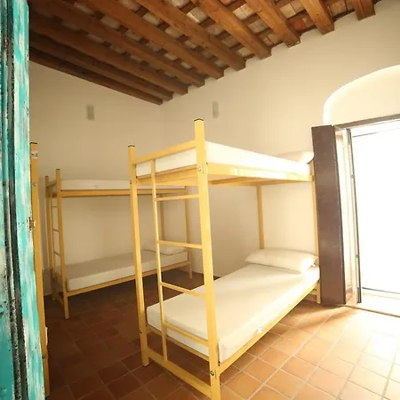 Hostel Wake Up In & Restaurant Lounge Tarifa