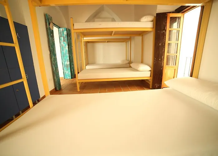 Wake Up In & Restaurant Lounge * Tarifa