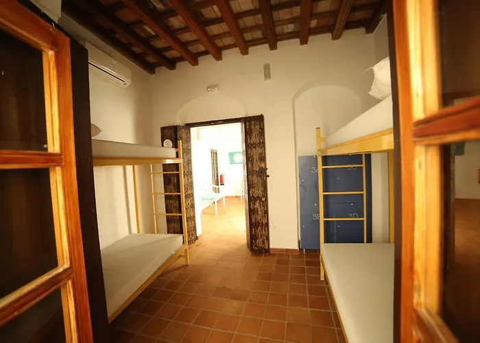 Wake Up In & Restaurant Lounge *