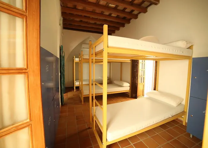Albergue Wake Up In & Restaurant Lounge